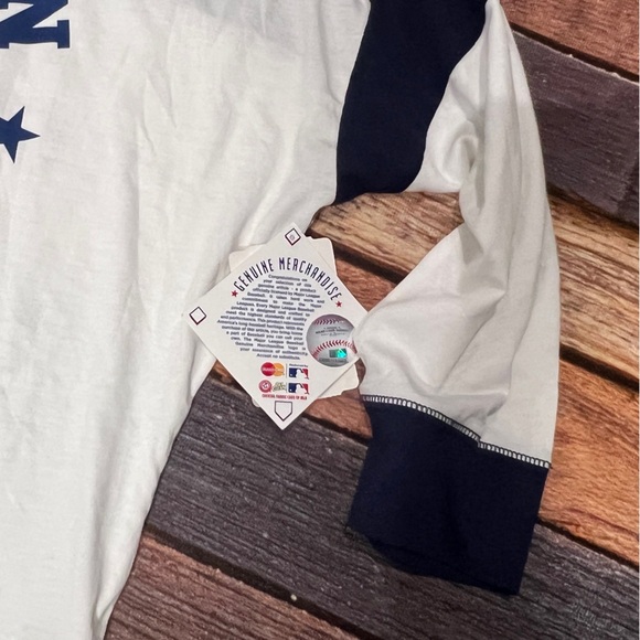 Boston Red Sox New SOFT Women's 3/4 Sleeve MLB Baseball Sports Tshirt - Picture 2 of 5